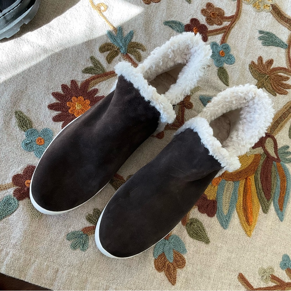 Vince suede size 7